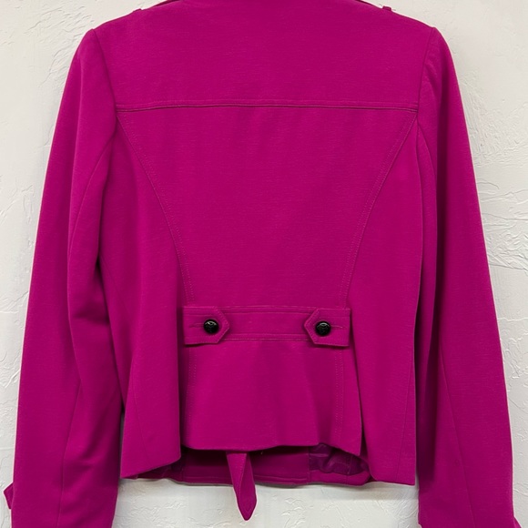 Cache Short Peacoat Pink Fuscia
Double Breasted Size 6 - Picture 7 of 8